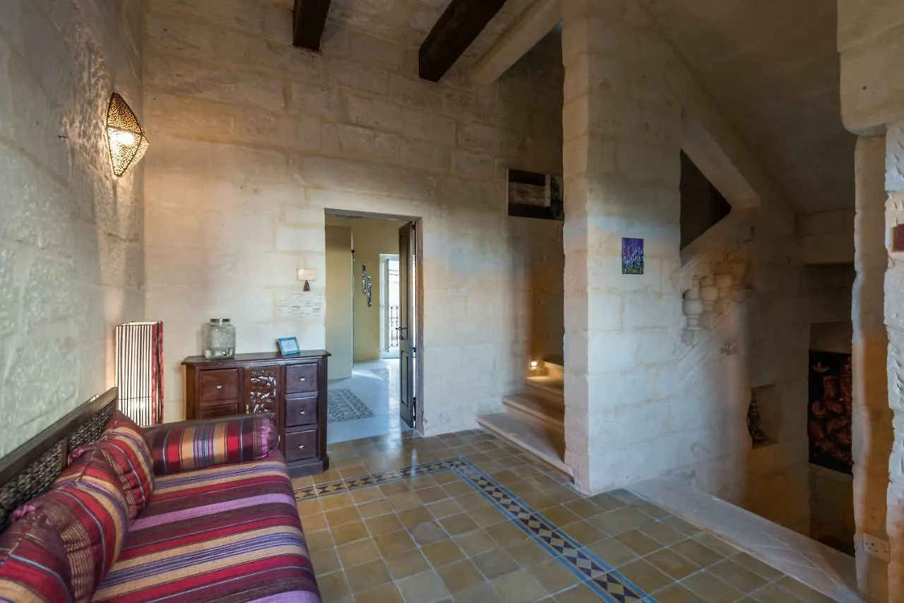 Bed and Breakfast The Stonehouse à San Ġiljan Couette-café
